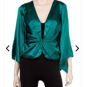 Limited Edition Leon Max Silky blouse